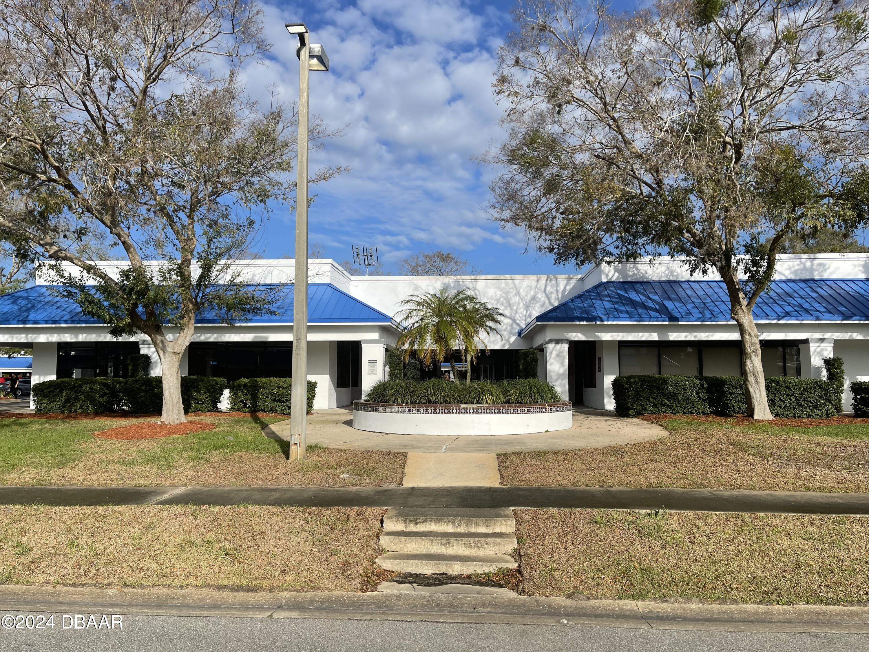 431 S Nova Road 16