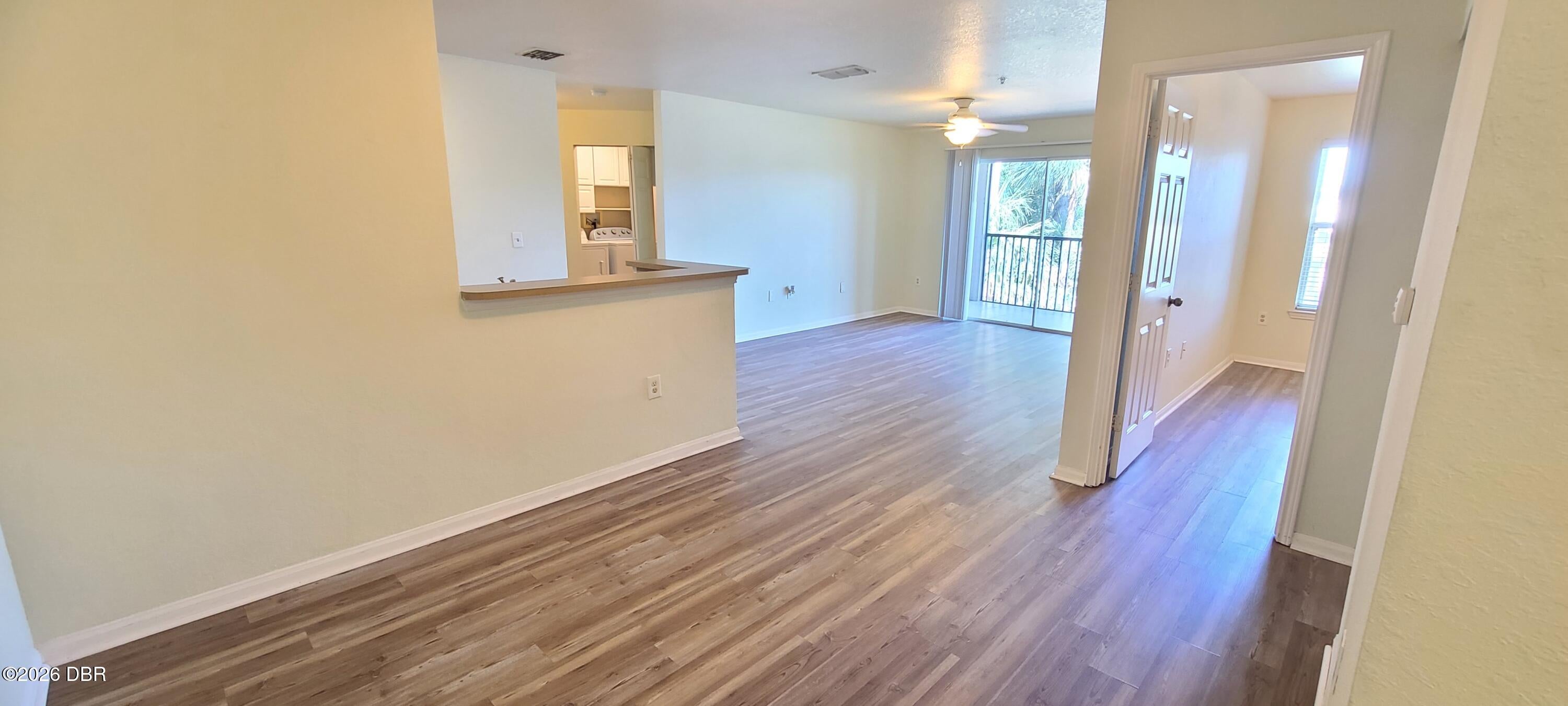 940 Village Trail