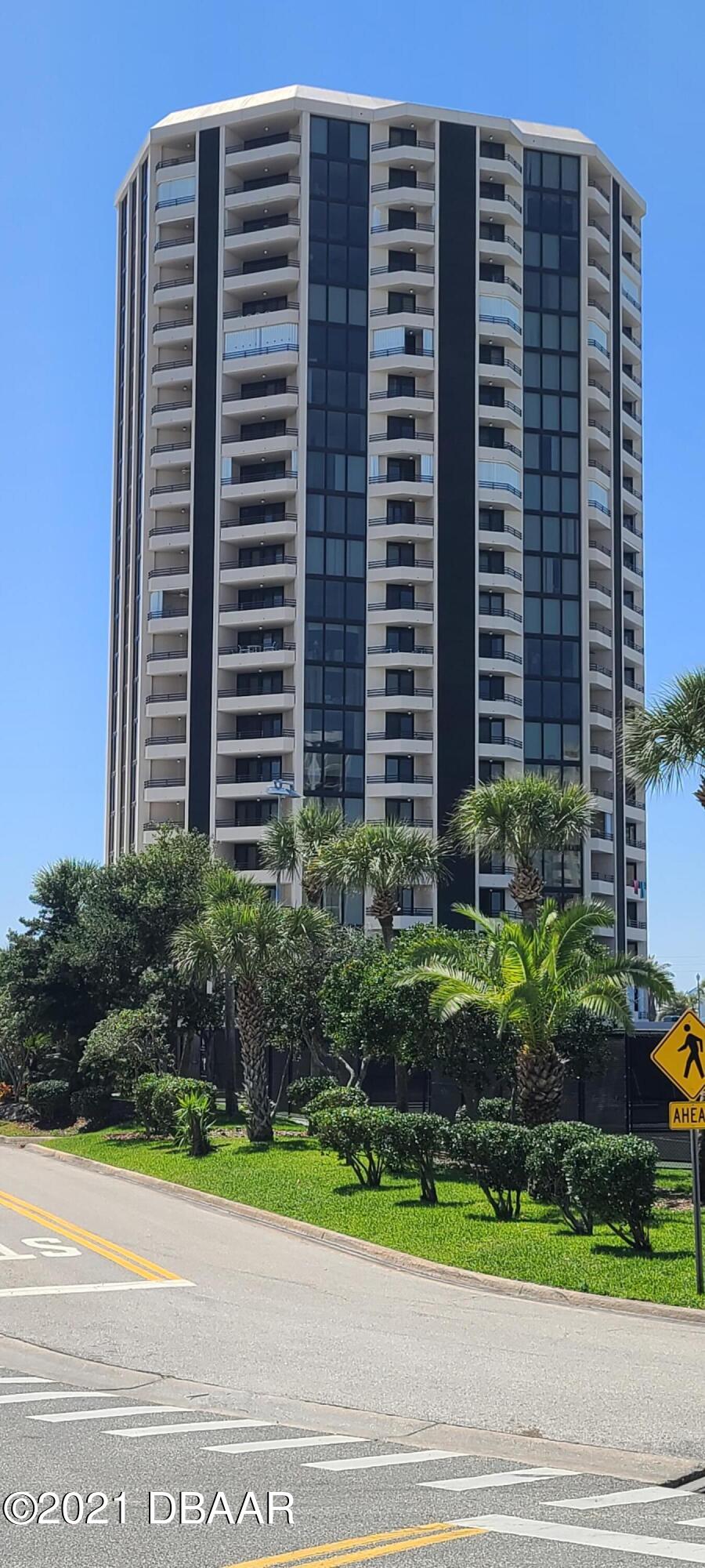 Photo 1 of 11 — 1 Oceans West Boulevard 1A6, Daytona Beach Shores, FL 32118