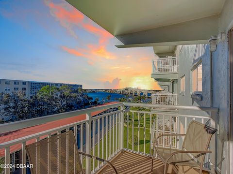 A home in Daytona Beach