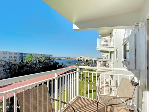 A home in Daytona Beach