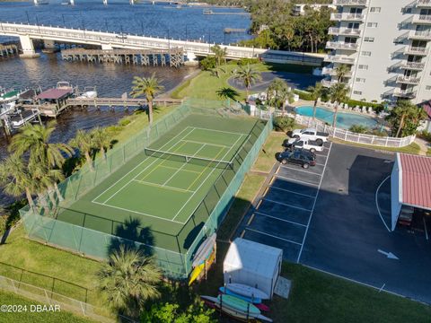 A home in Daytona Beach