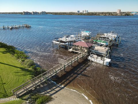 A home in Daytona Beach