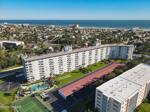 A home in Daytona Beach