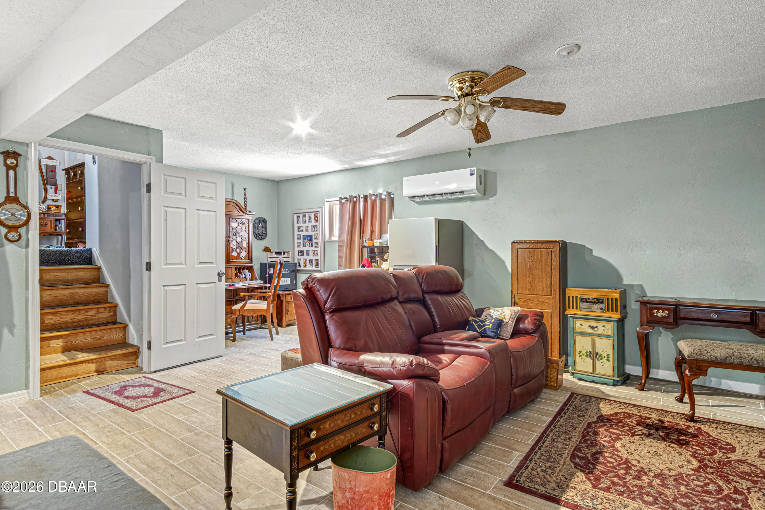 1319 S Paradise Lane