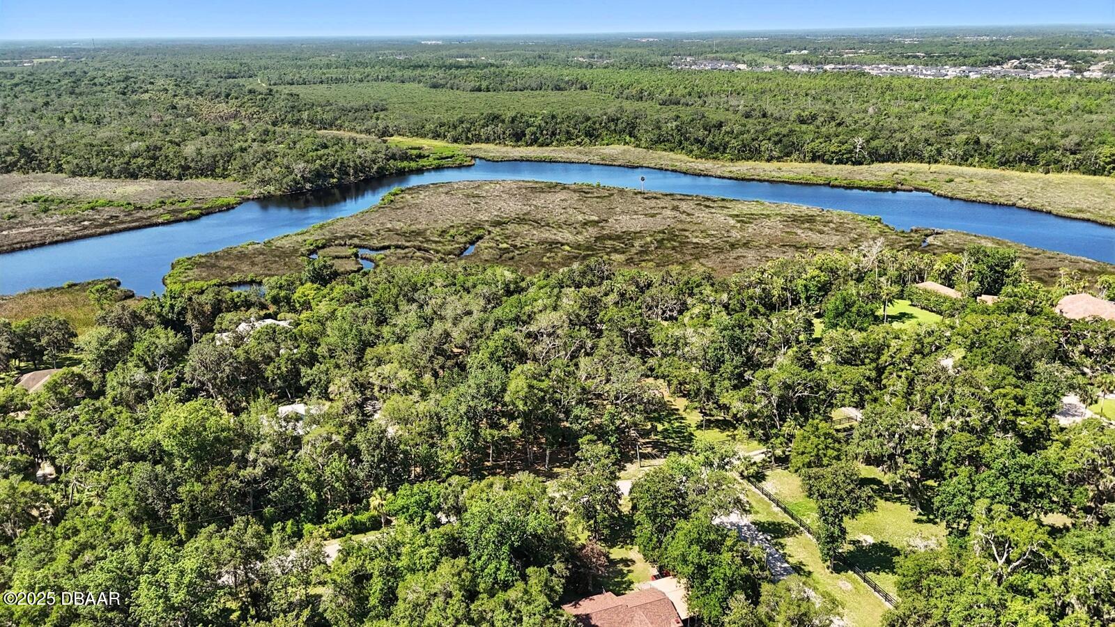 702 Overlook Trail