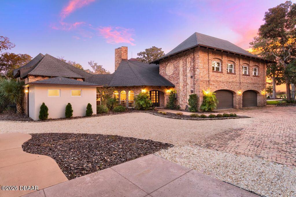 2627 John Anderson Drive