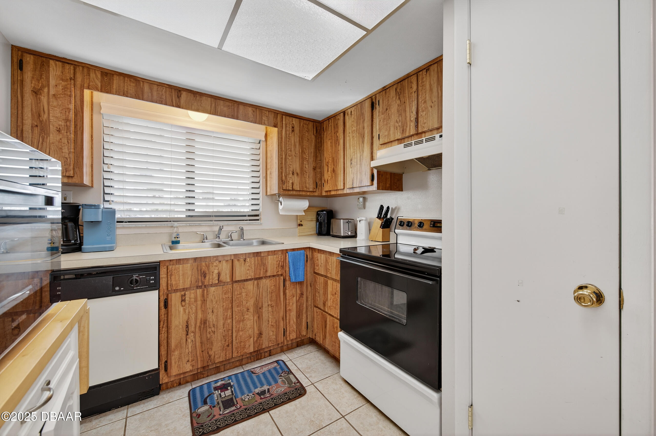 1275 Ocean Shore Boulevard 203