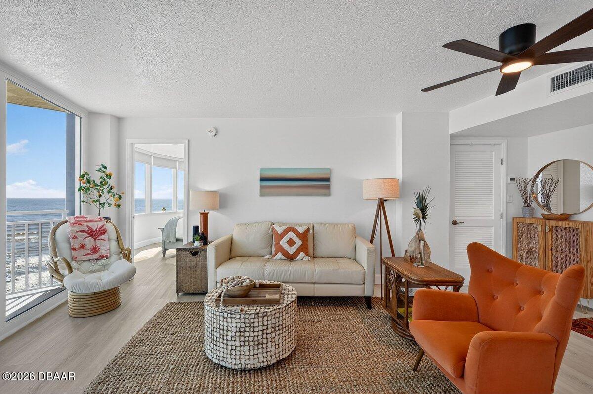 2625 S Atlantic Avenue