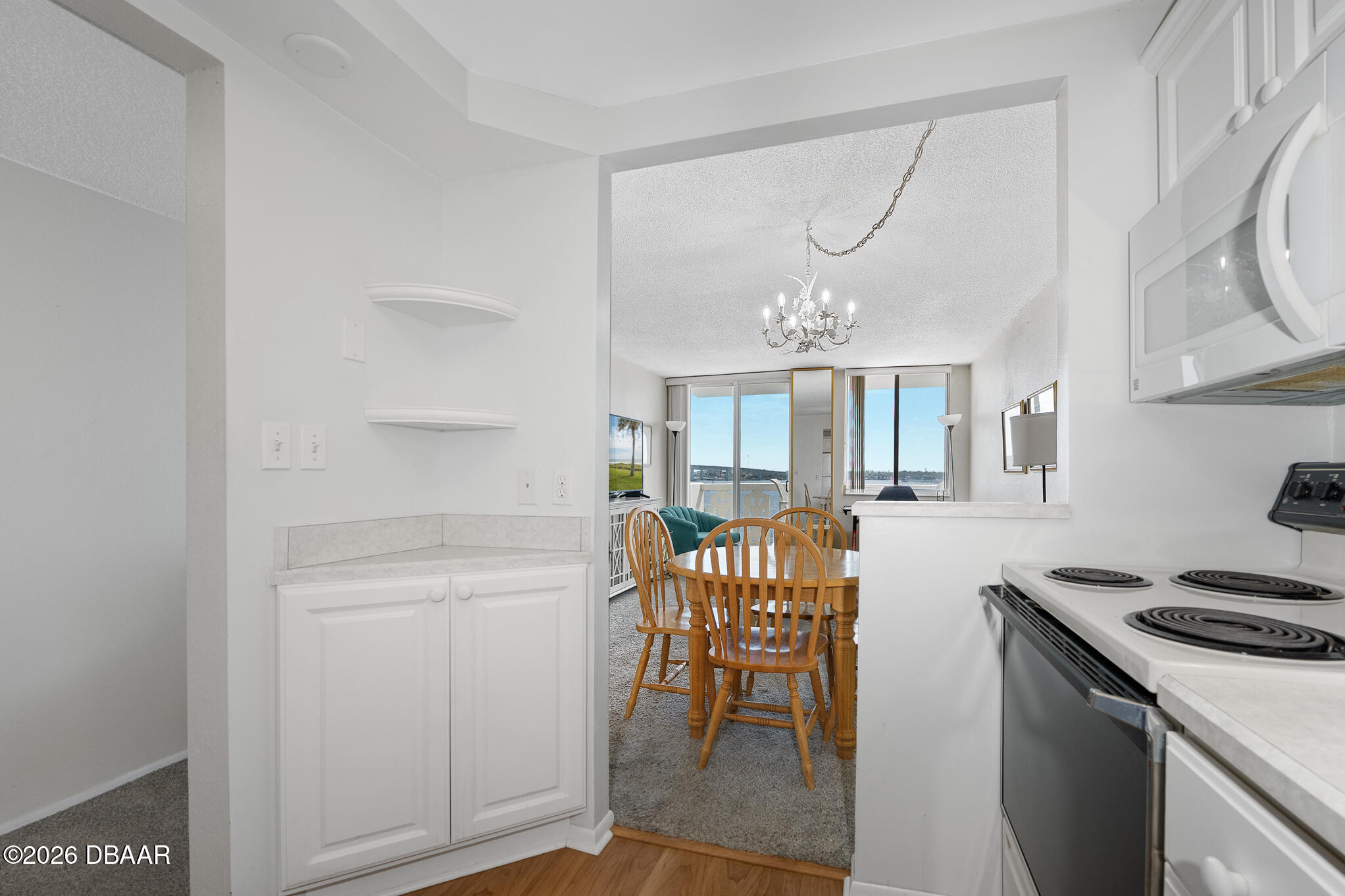 925 N Halifax Avenue