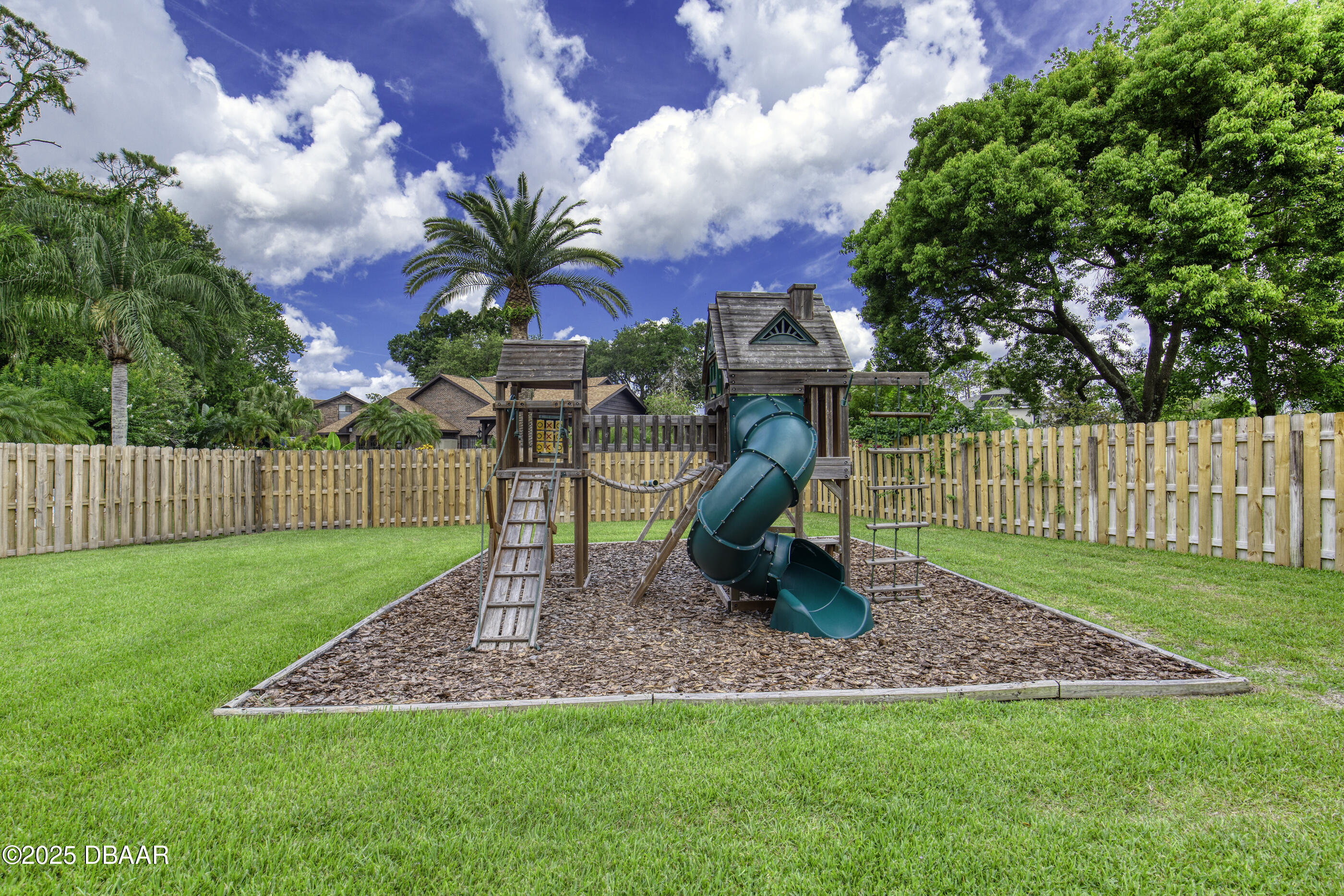 22 Forestview Way