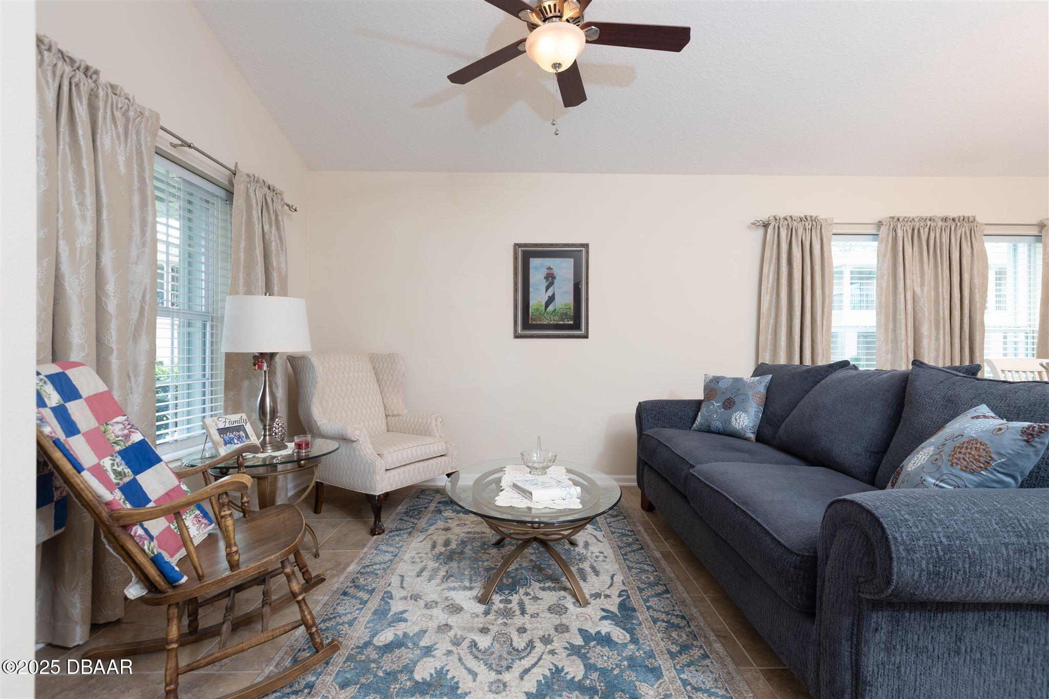 3371 Pintello Avenue