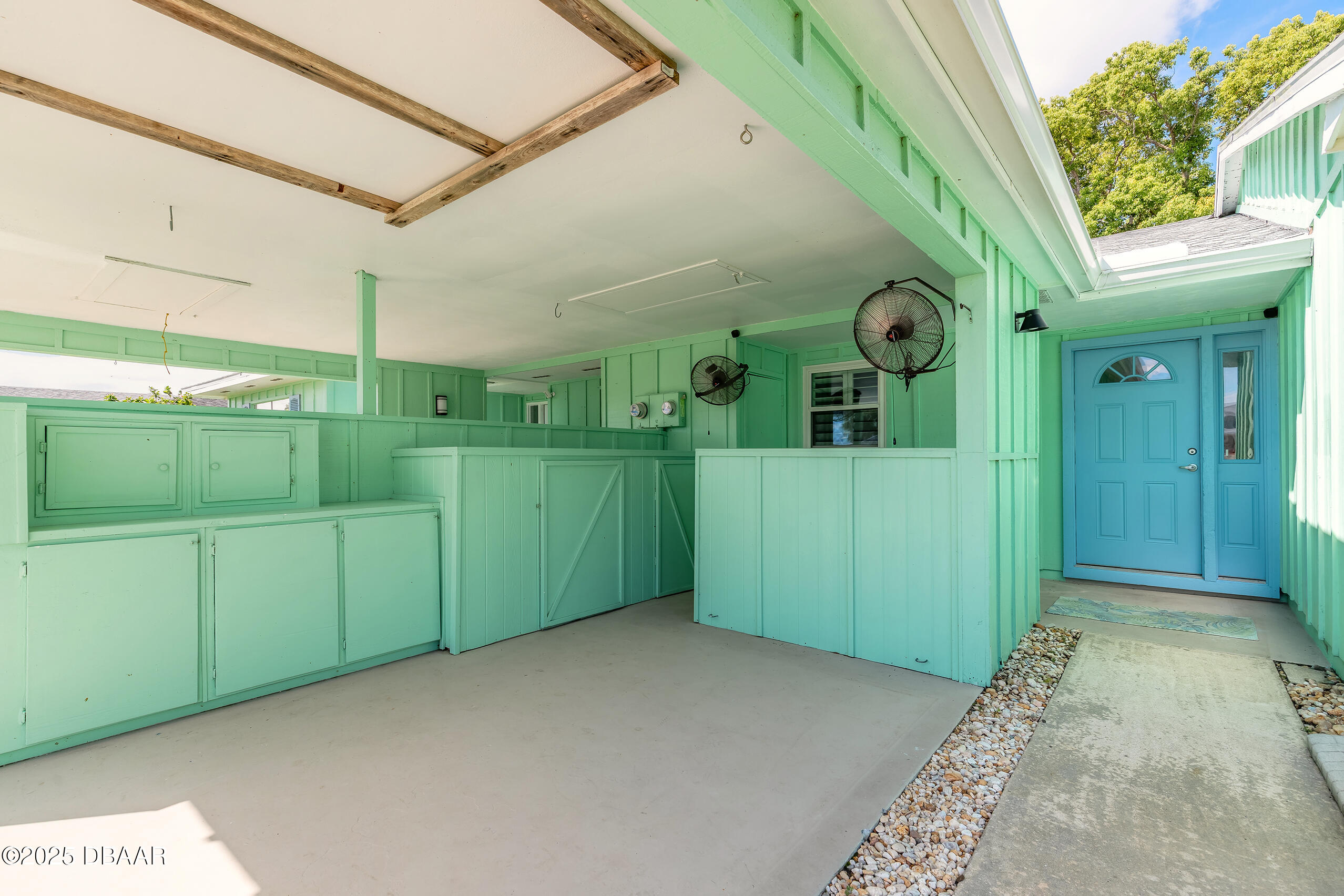 1141 Harbour Point Drive