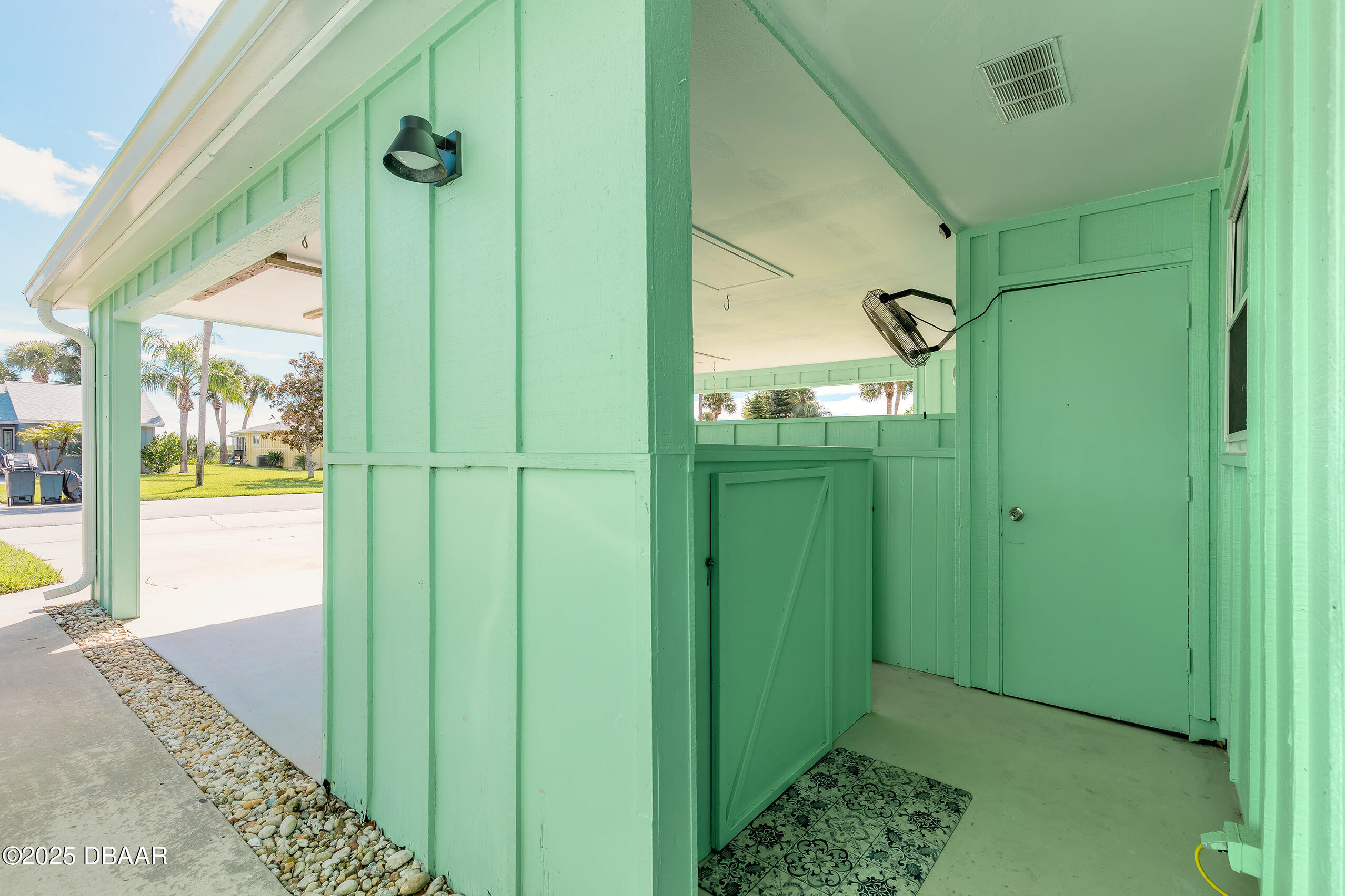 1141 Harbour Point Drive