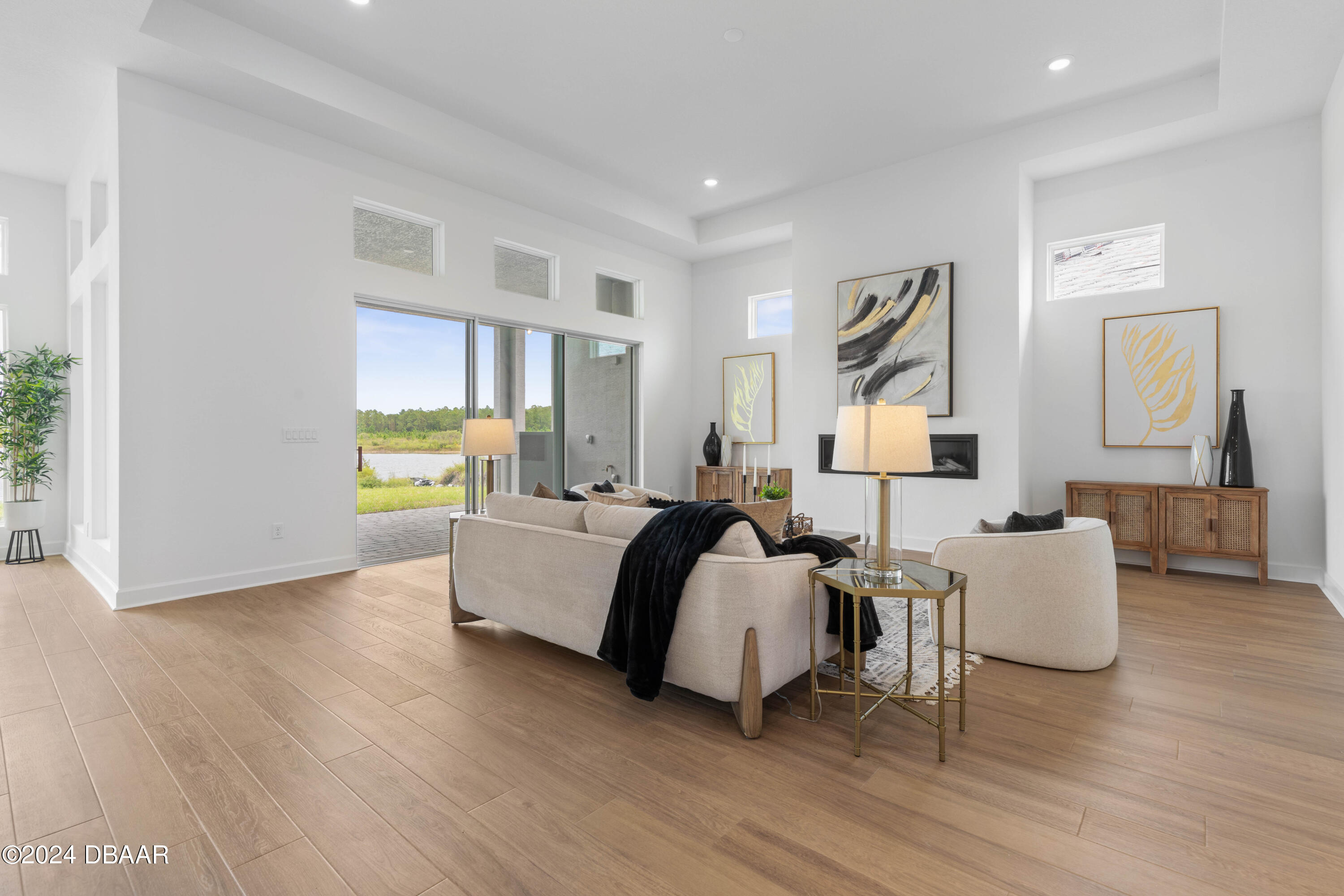 400 Mosaic Boulevard
