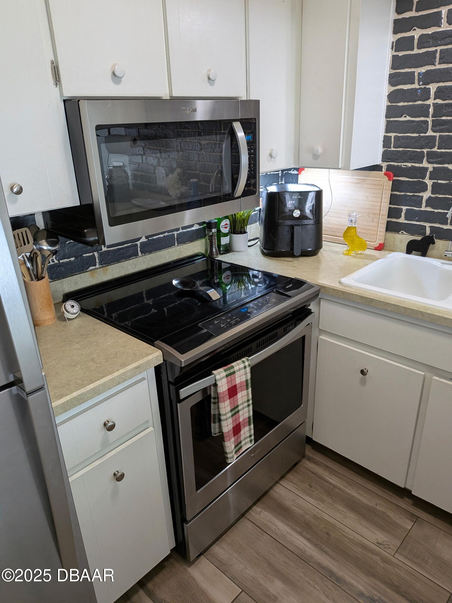 3641 S Atlantic Avenue