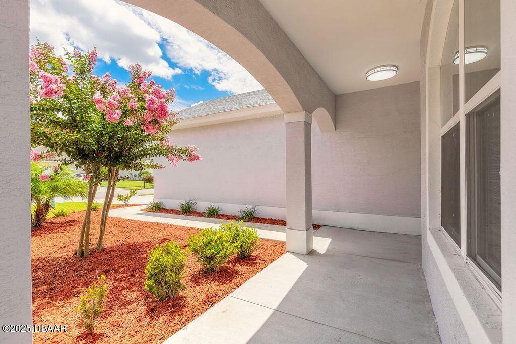 242 Catriona Drive