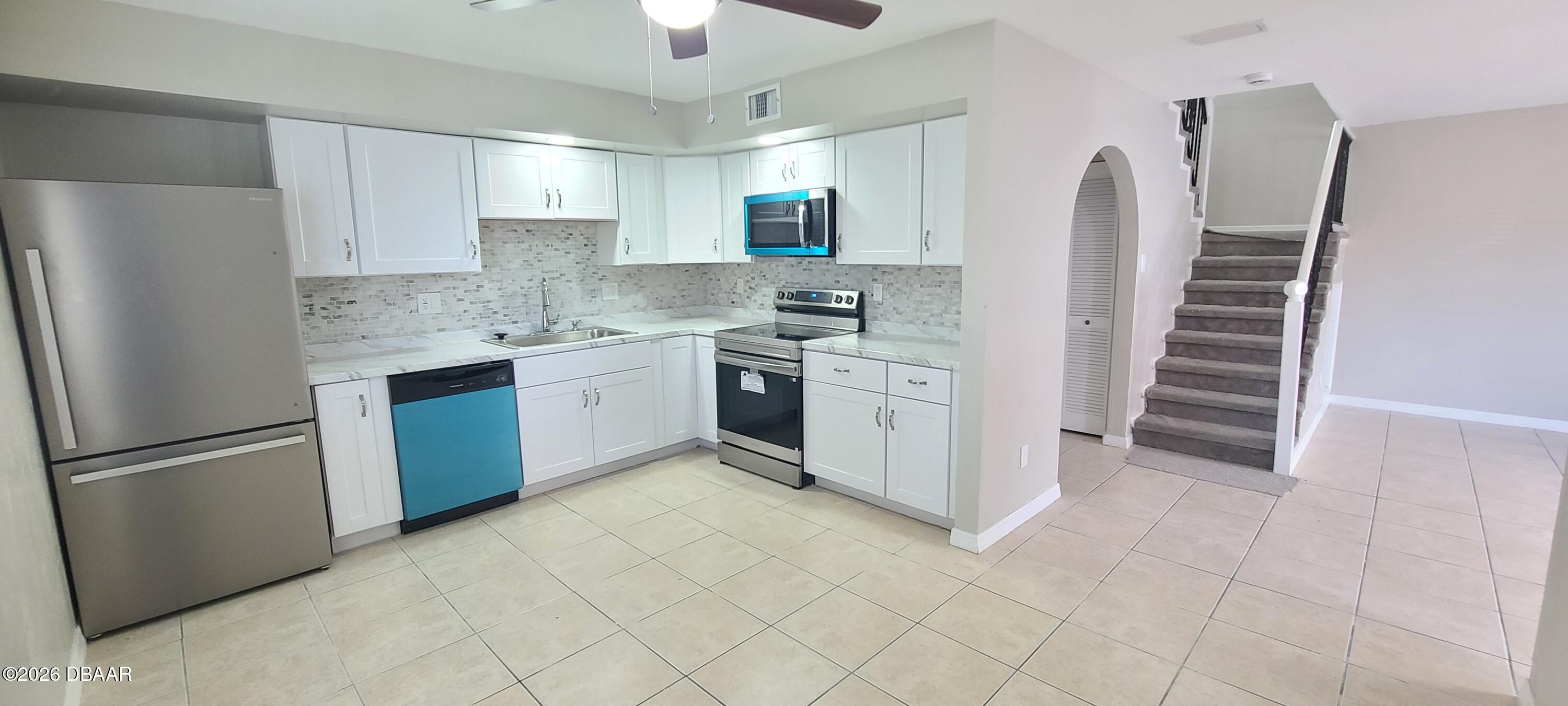 2118 Oak Meadow Circle