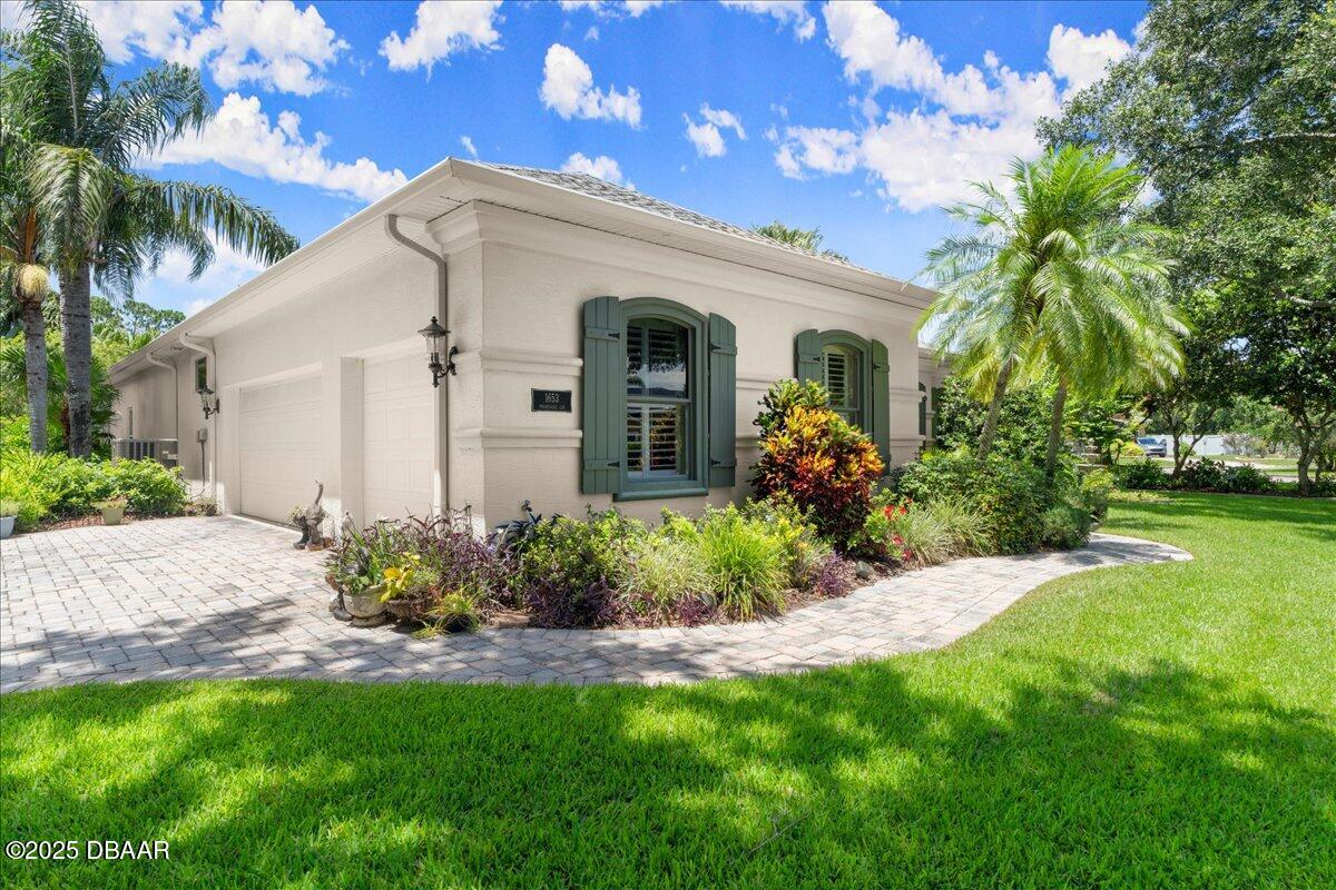 1653 Promenade Circle