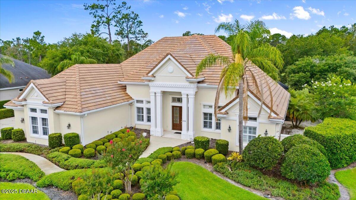 1324 Dovercourt Lane