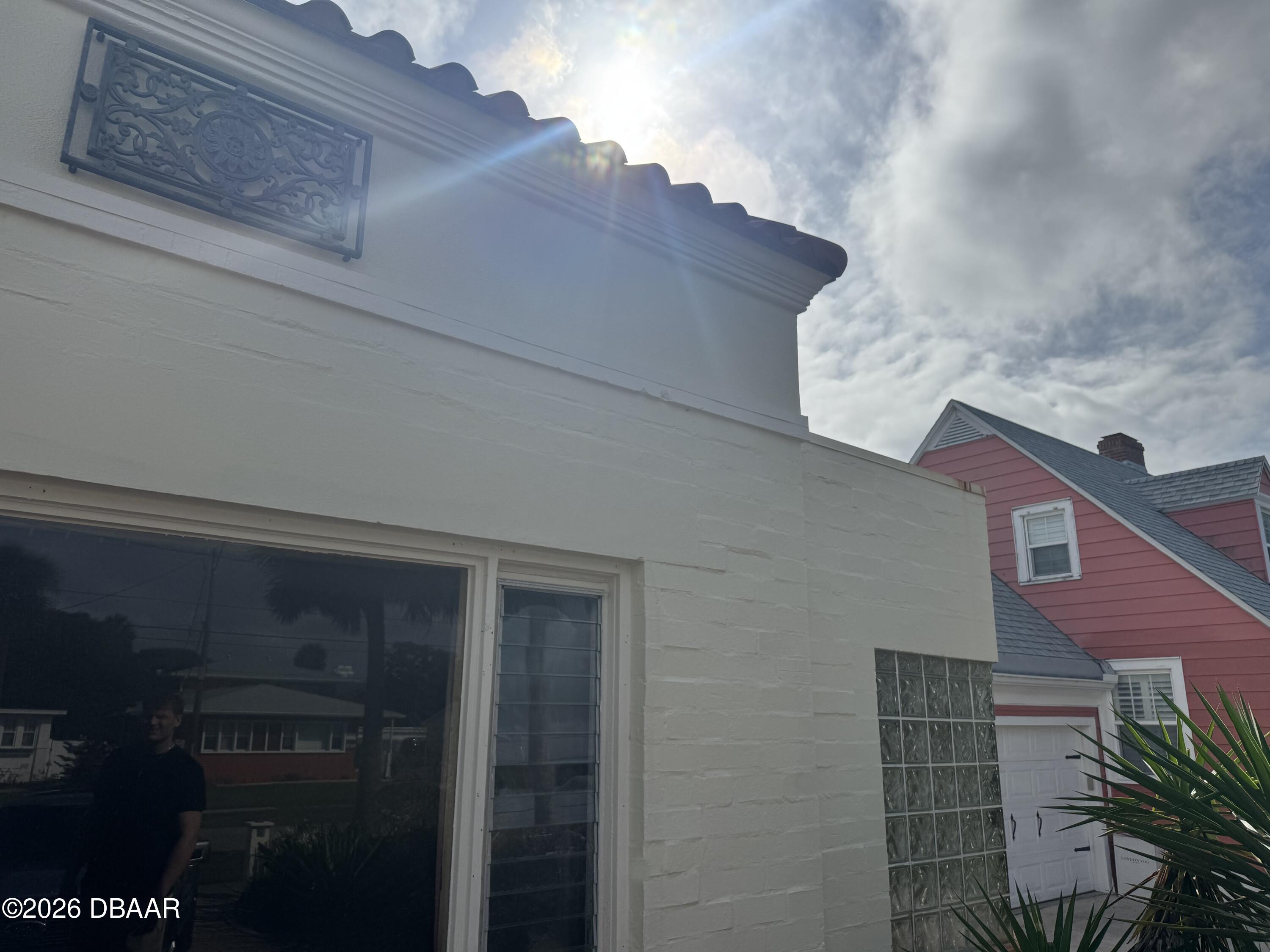 930 N Wild Olive Avenue