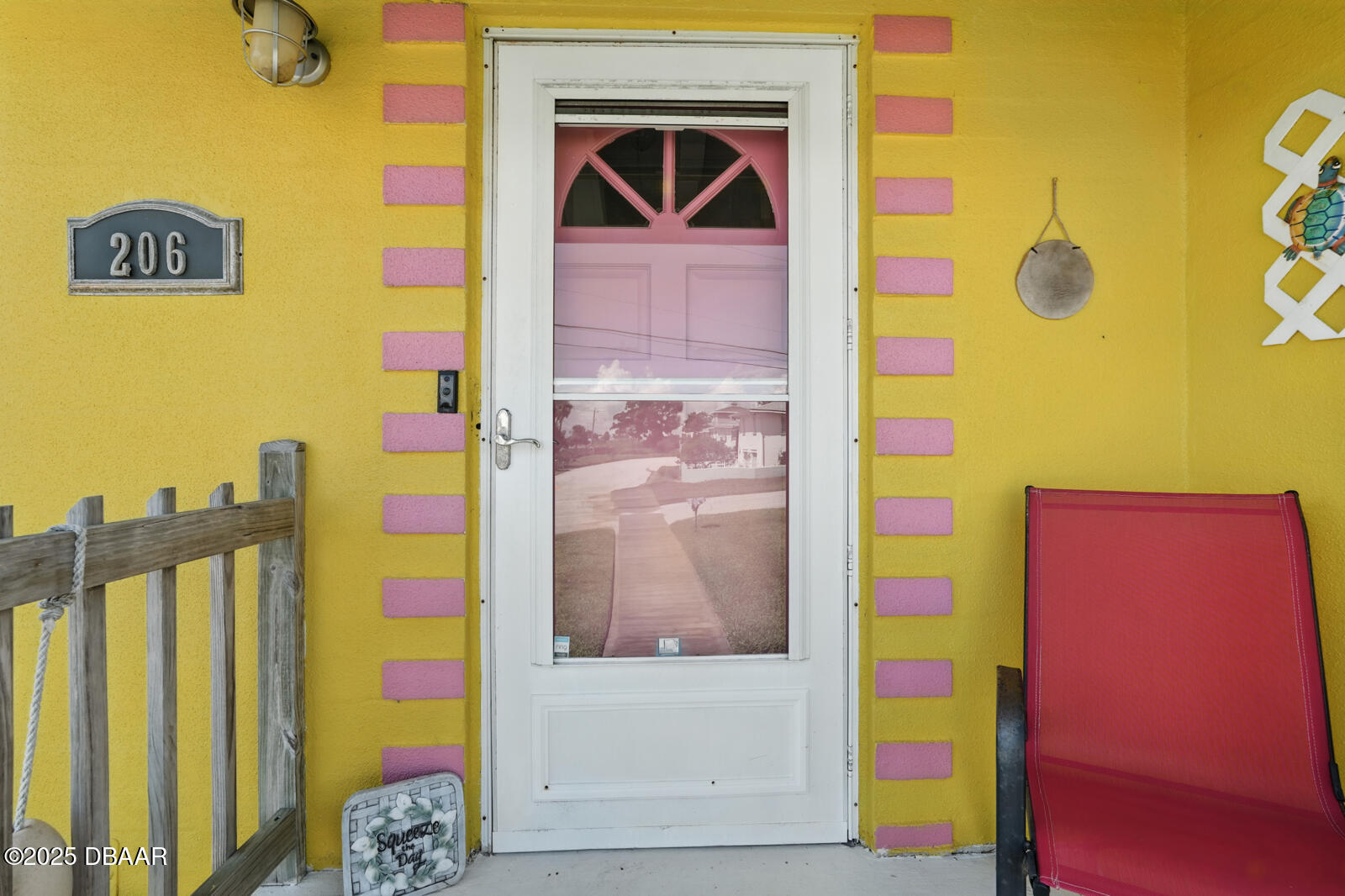 206 Bonner Avenue