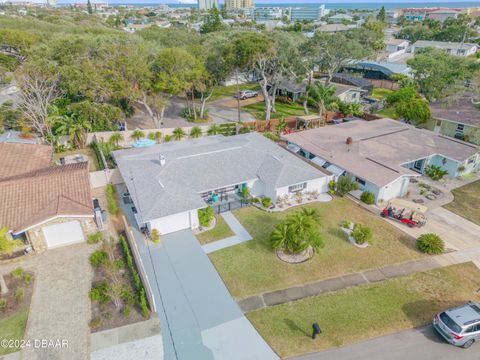 A home in New Smyrna Beach