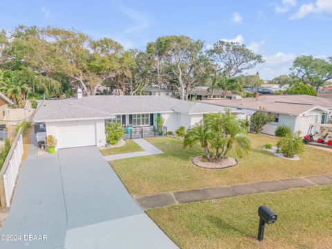 A home in New Smyrna Beach