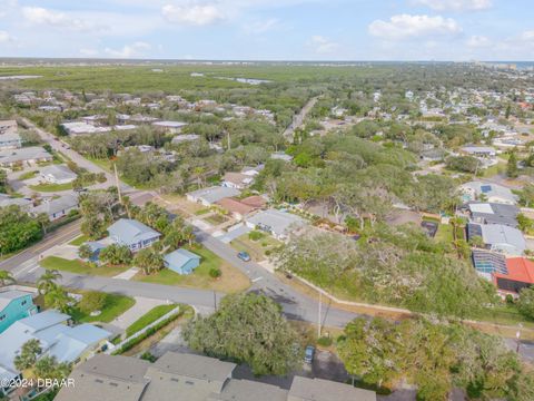 A home in New Smyrna Beach