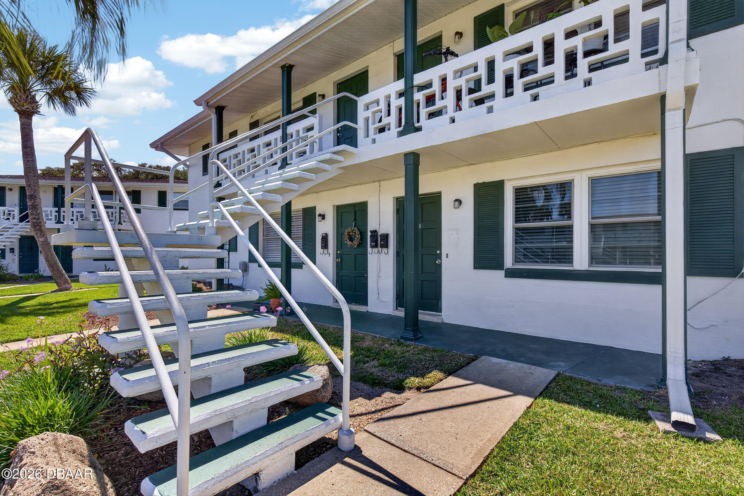 1800 S Palmetto Avenue