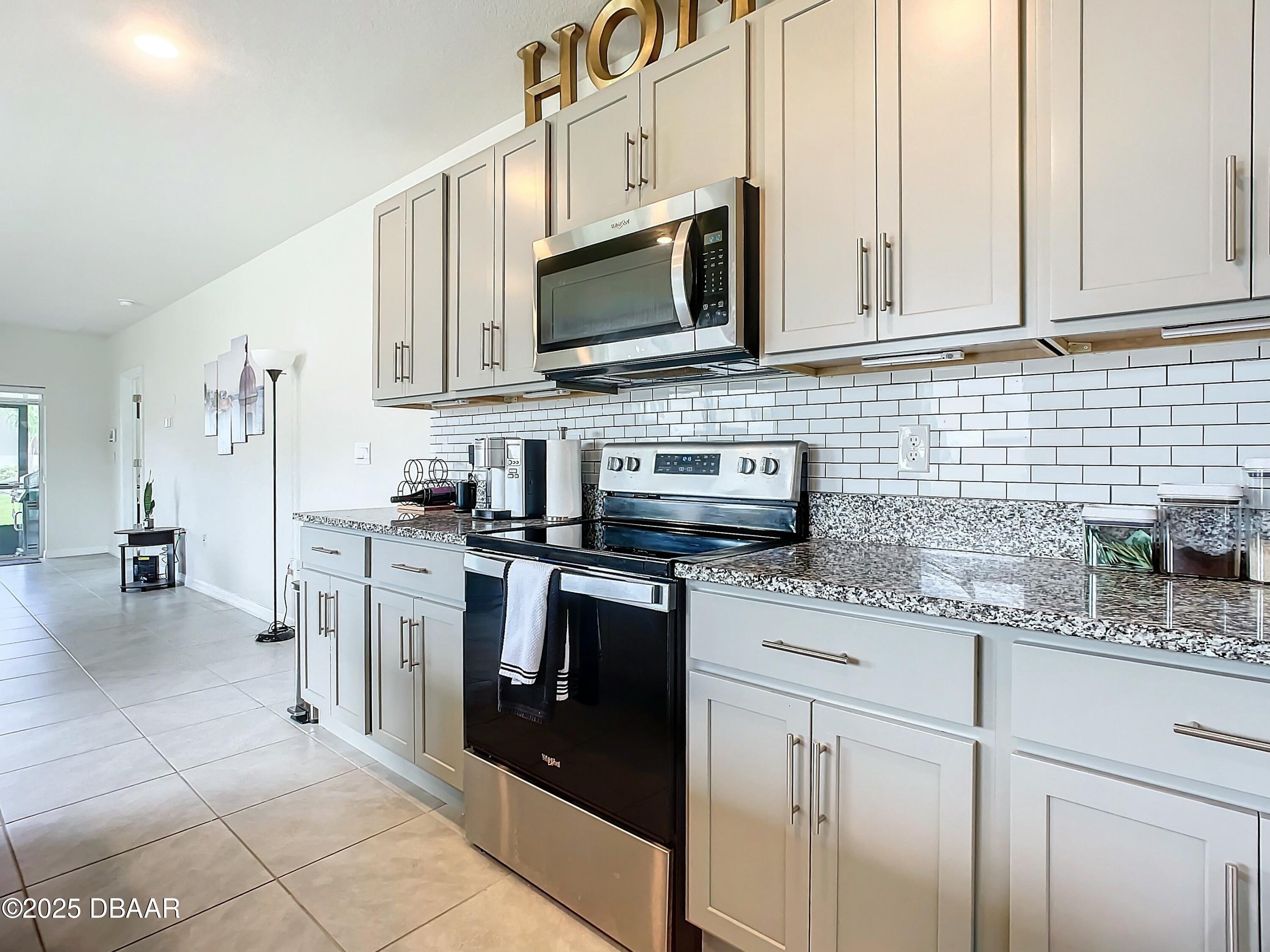 367 Caryota Court