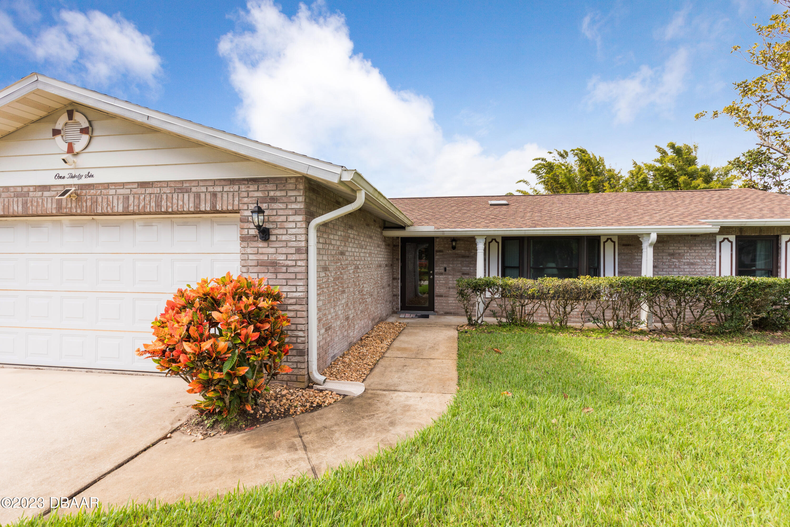 136 Hitching Post Drive