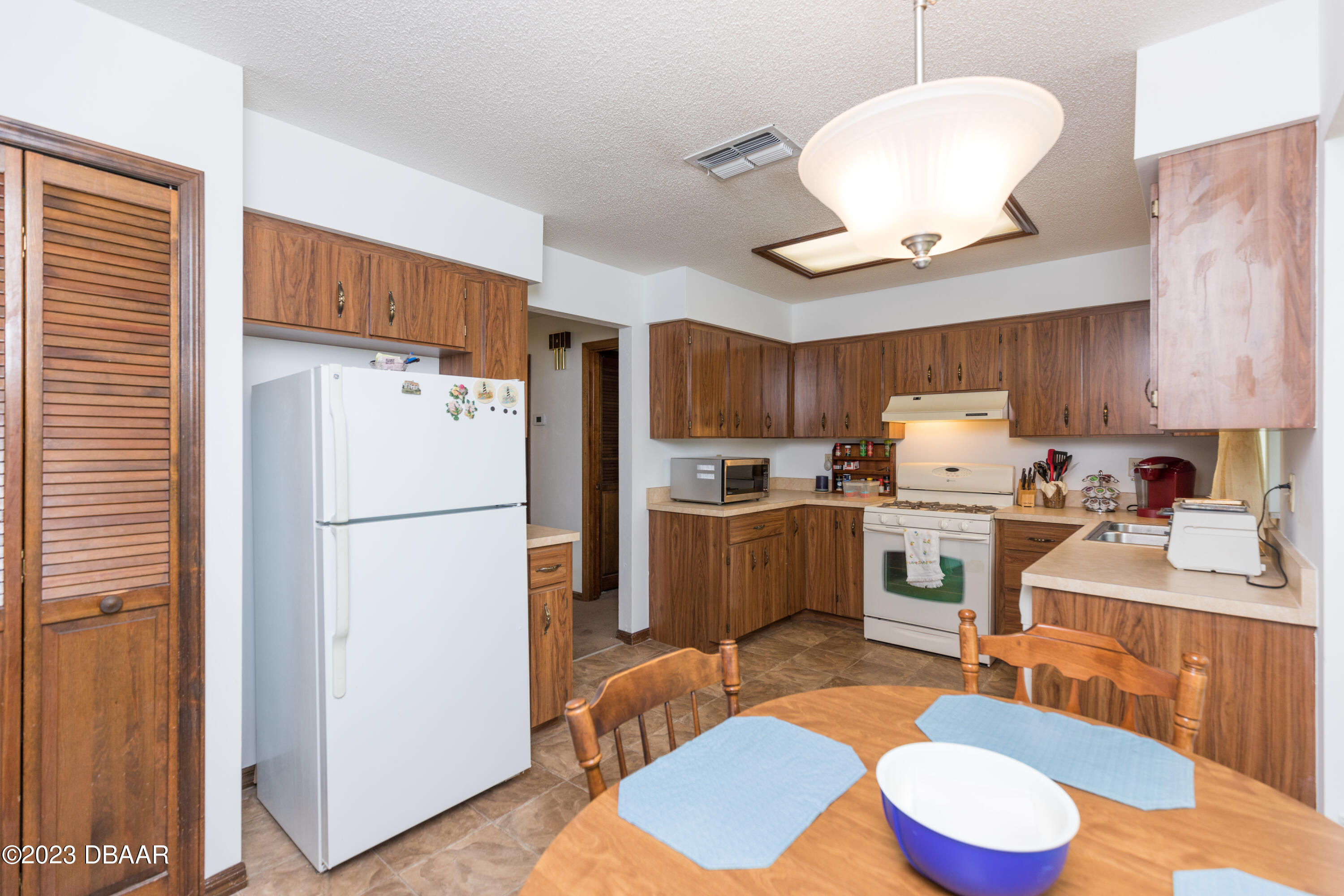 136 Hitching Post Drive