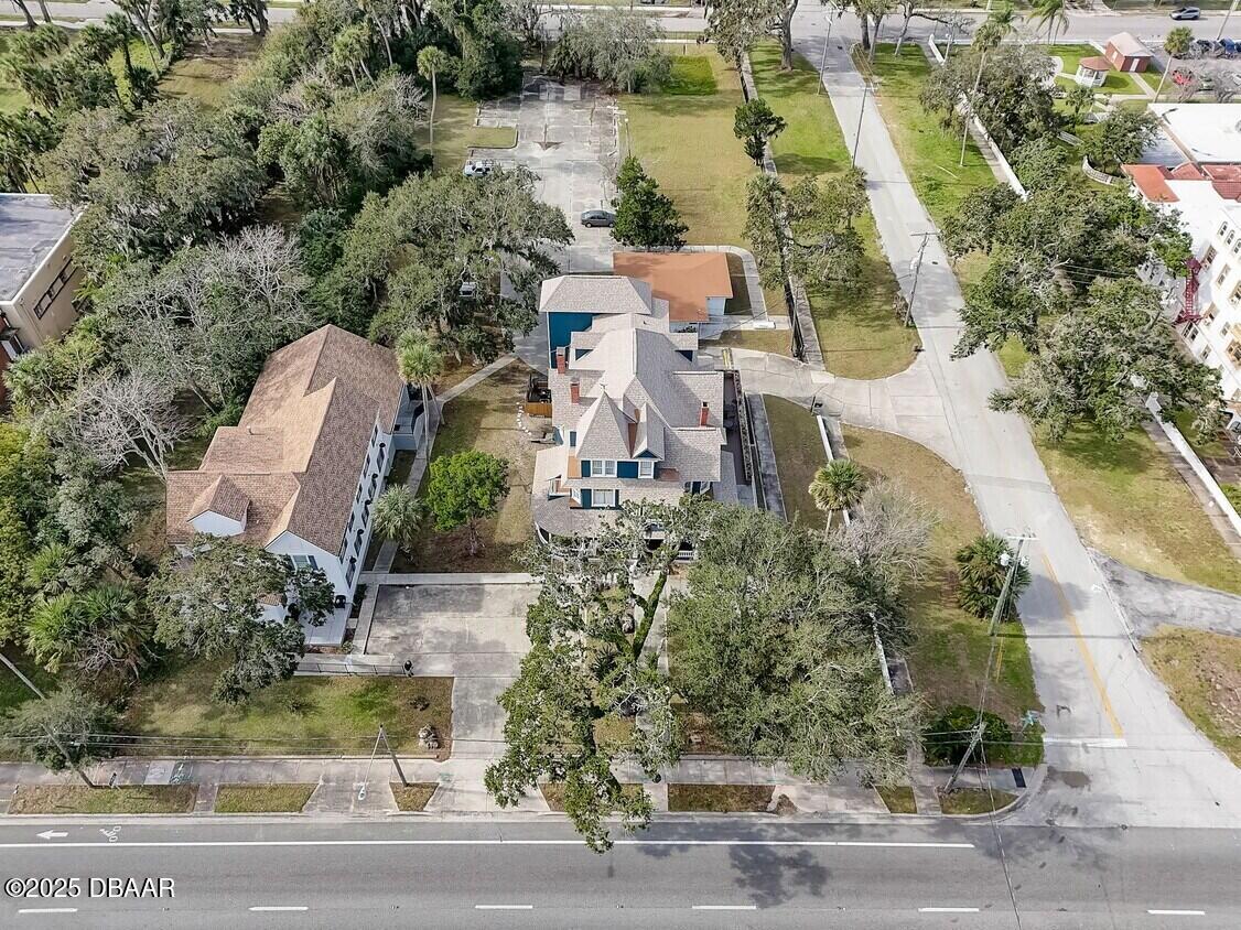 404 S Ridgewood Avenue