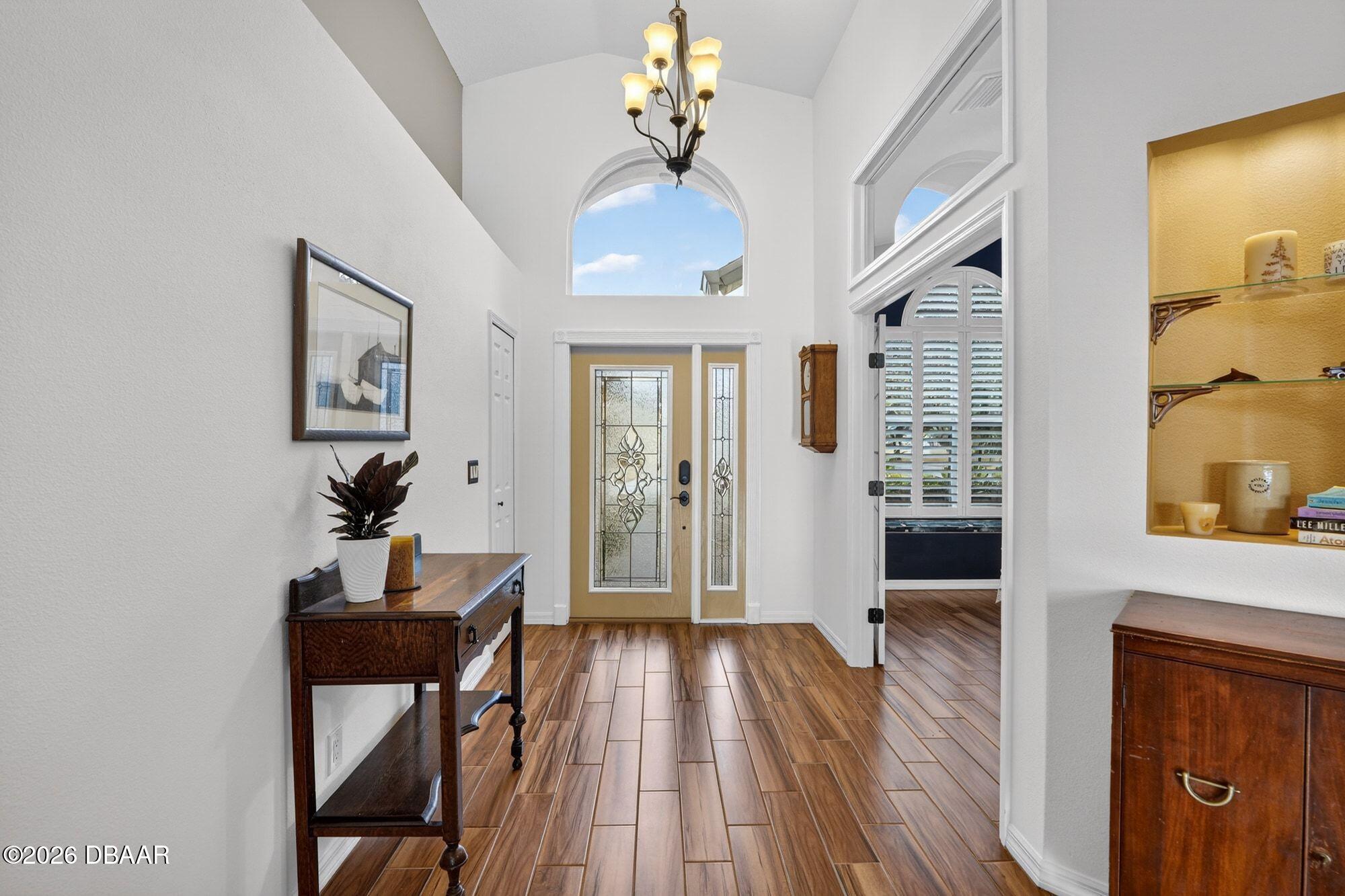 1216 Sunningdale Lane