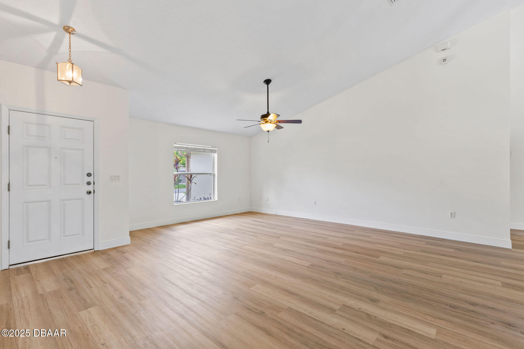 6 Cedardale Court
