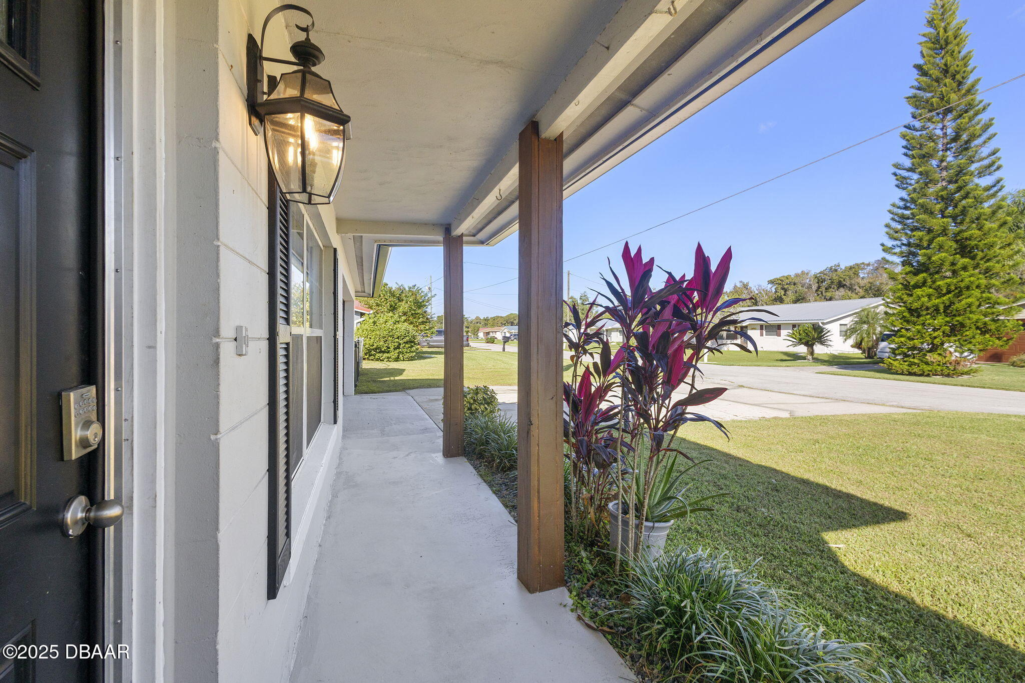 1617 Paradise Lane