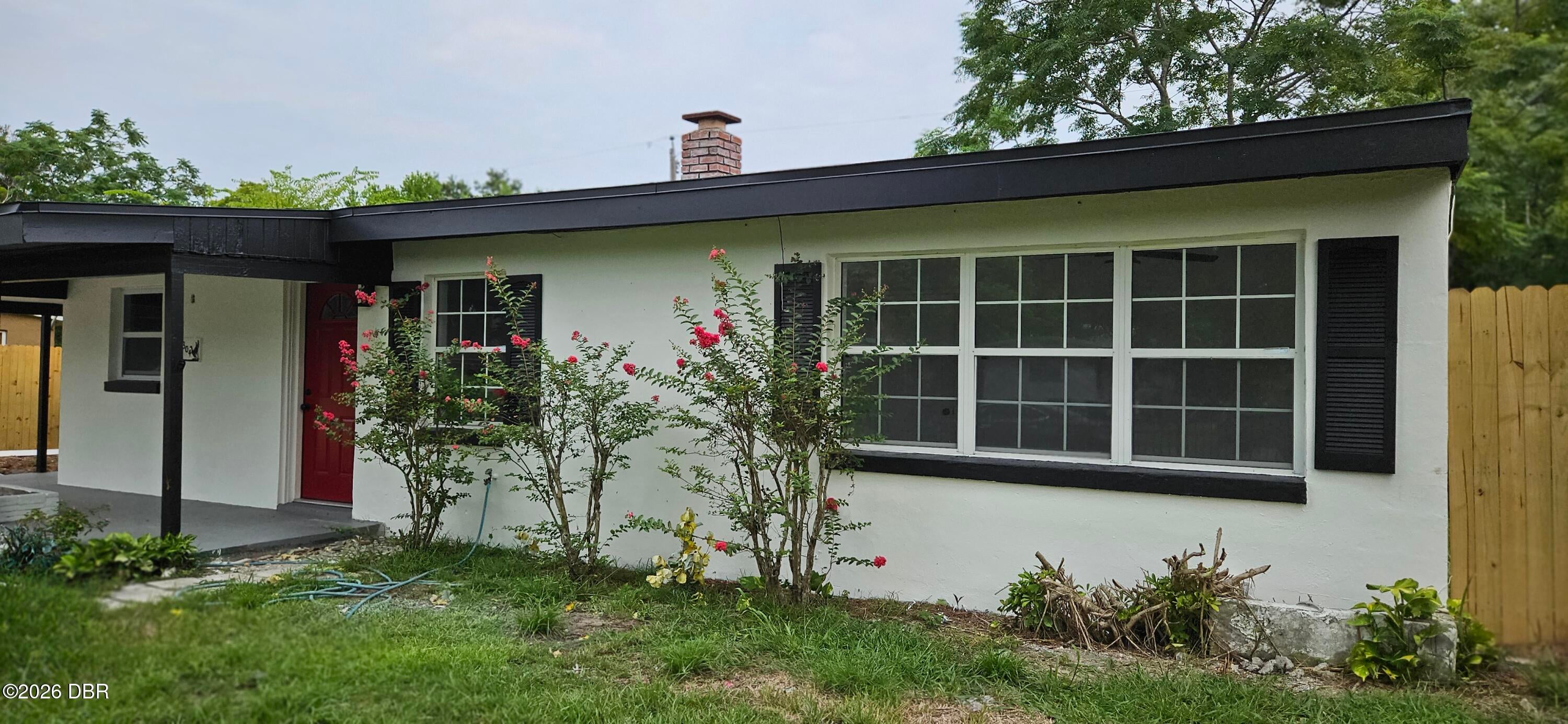 1304 Hillcrest Drive