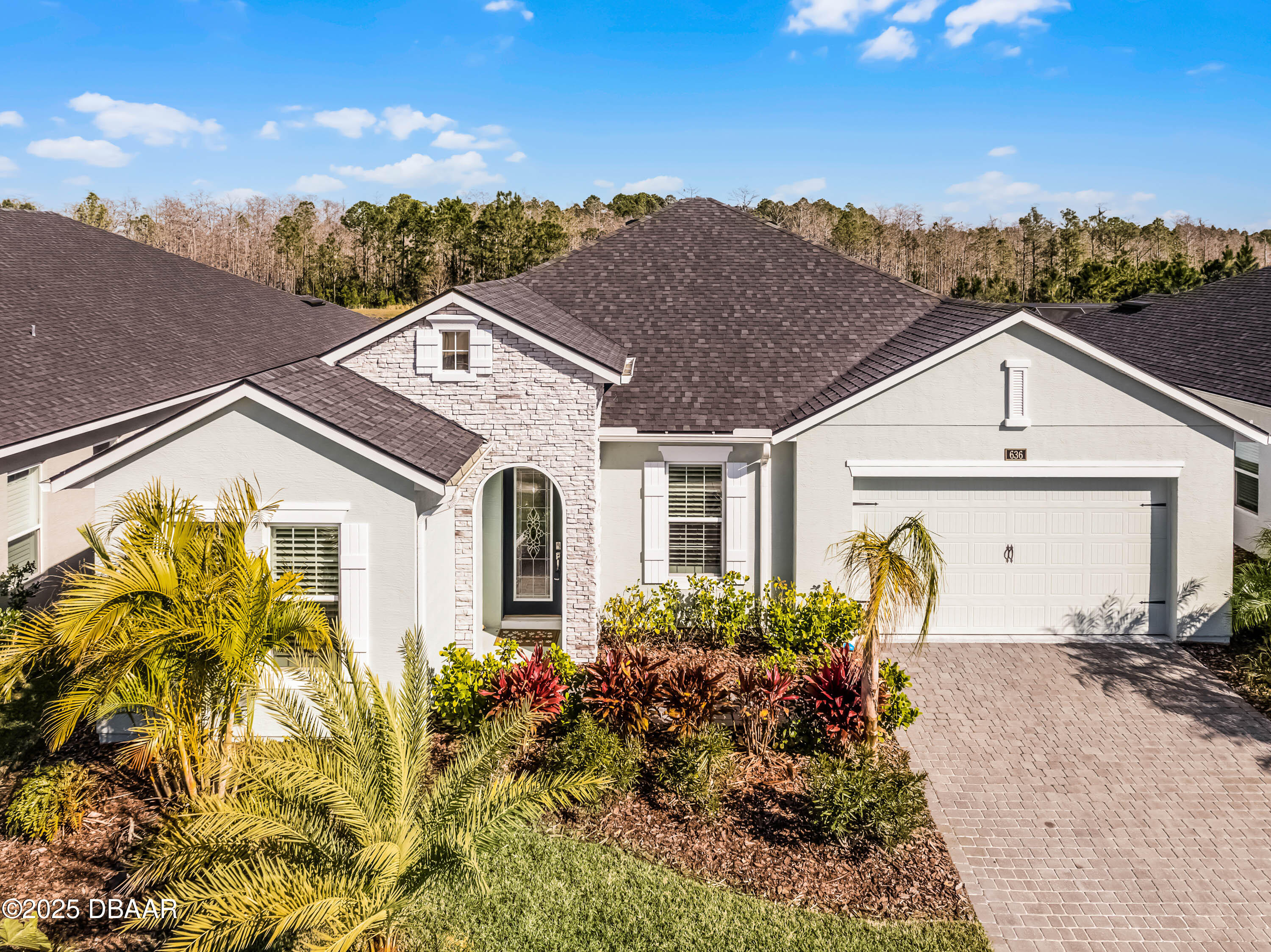 636 Mosaic Boulevard