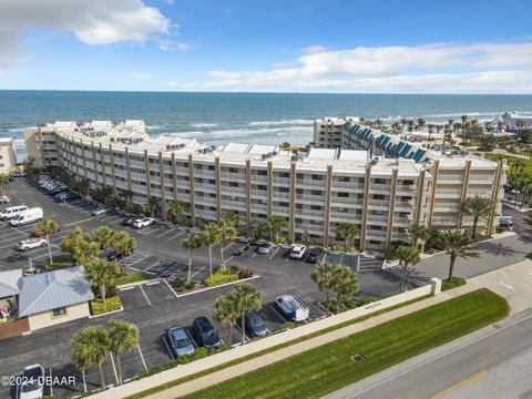 A home in New Smyrna Beach