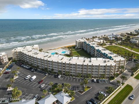 A home in New Smyrna Beach