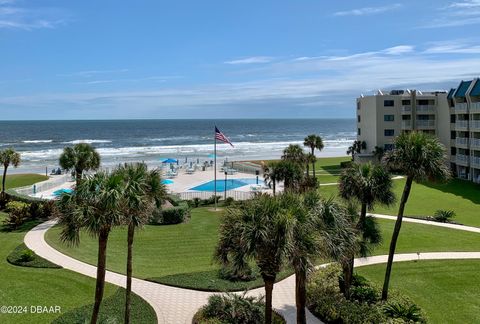 A home in New Smyrna Beach