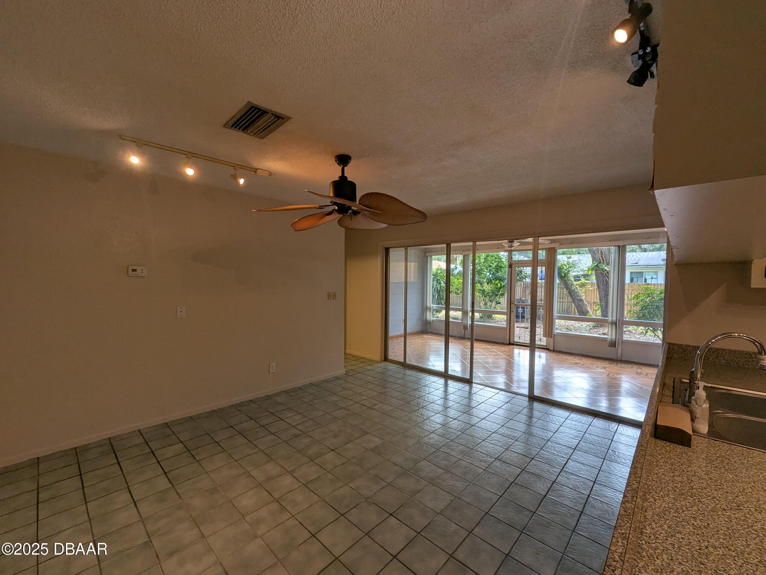 767 Lindenwood Circle W