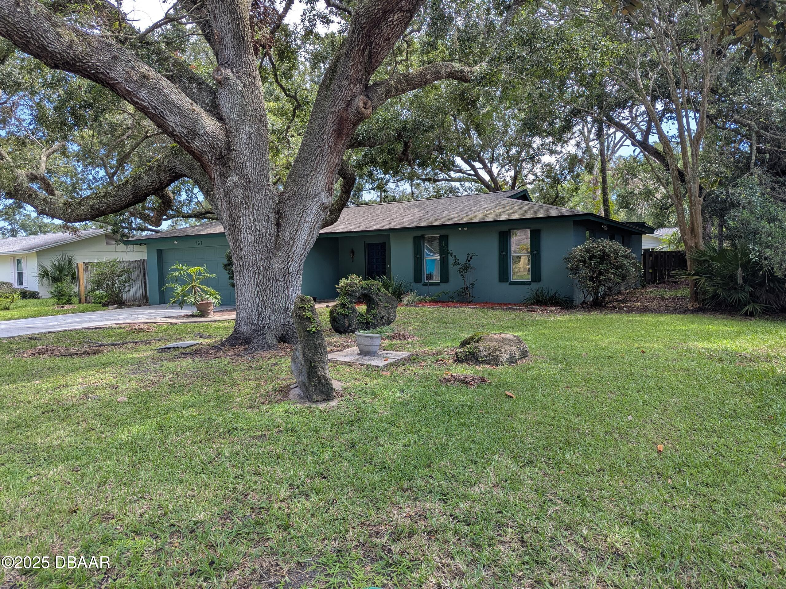 767 Lindenwood Circle W