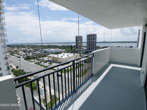 A home in Daytona Beach