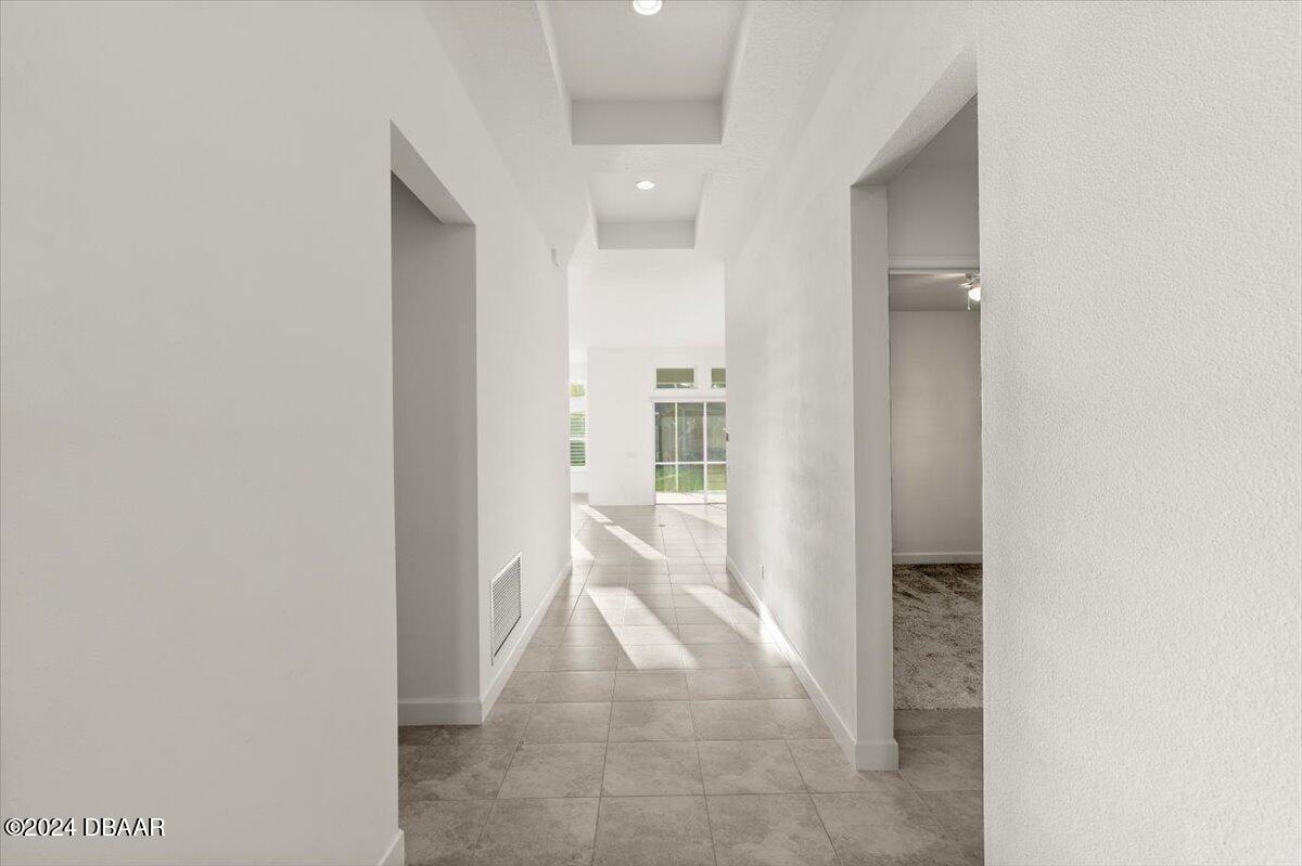 633 Mosaic Boulevard