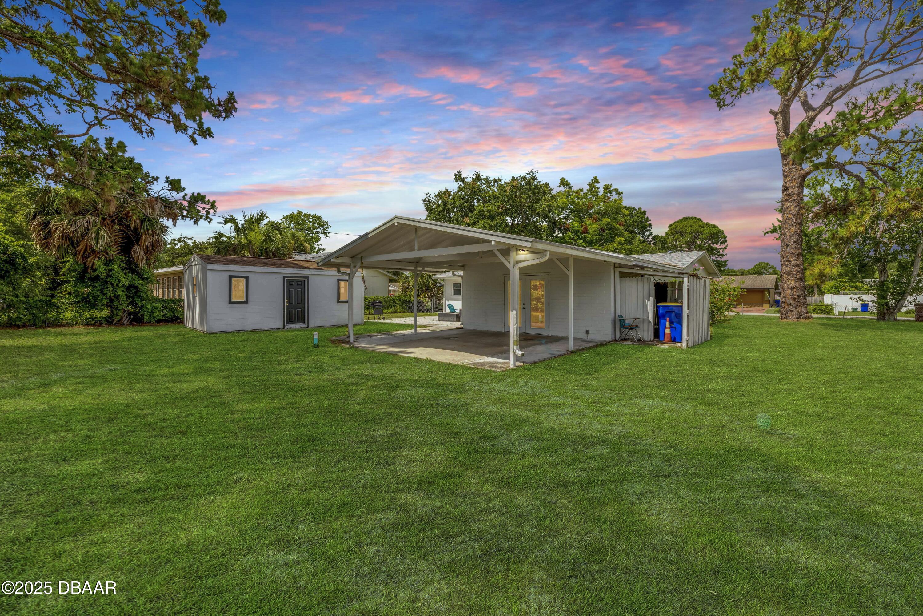 1607 INDIA PALM Drive