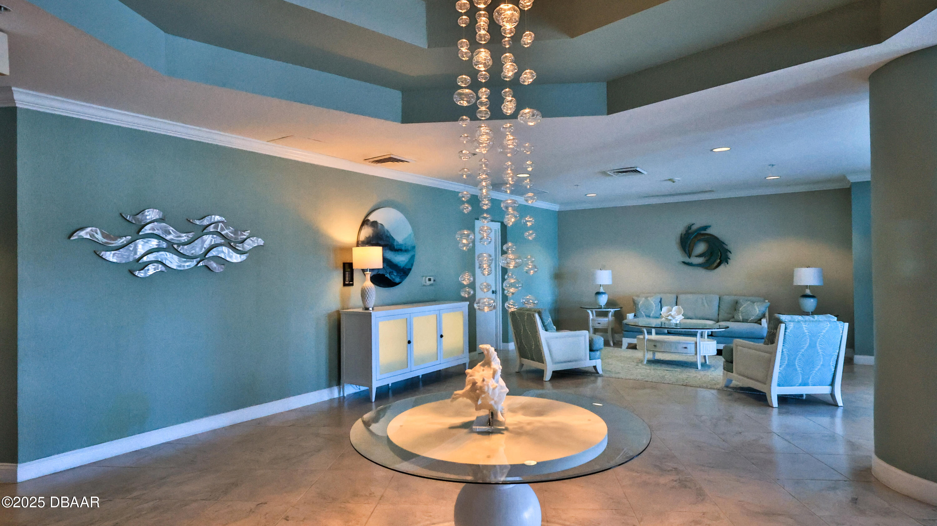 2 Oceans West Boulevard