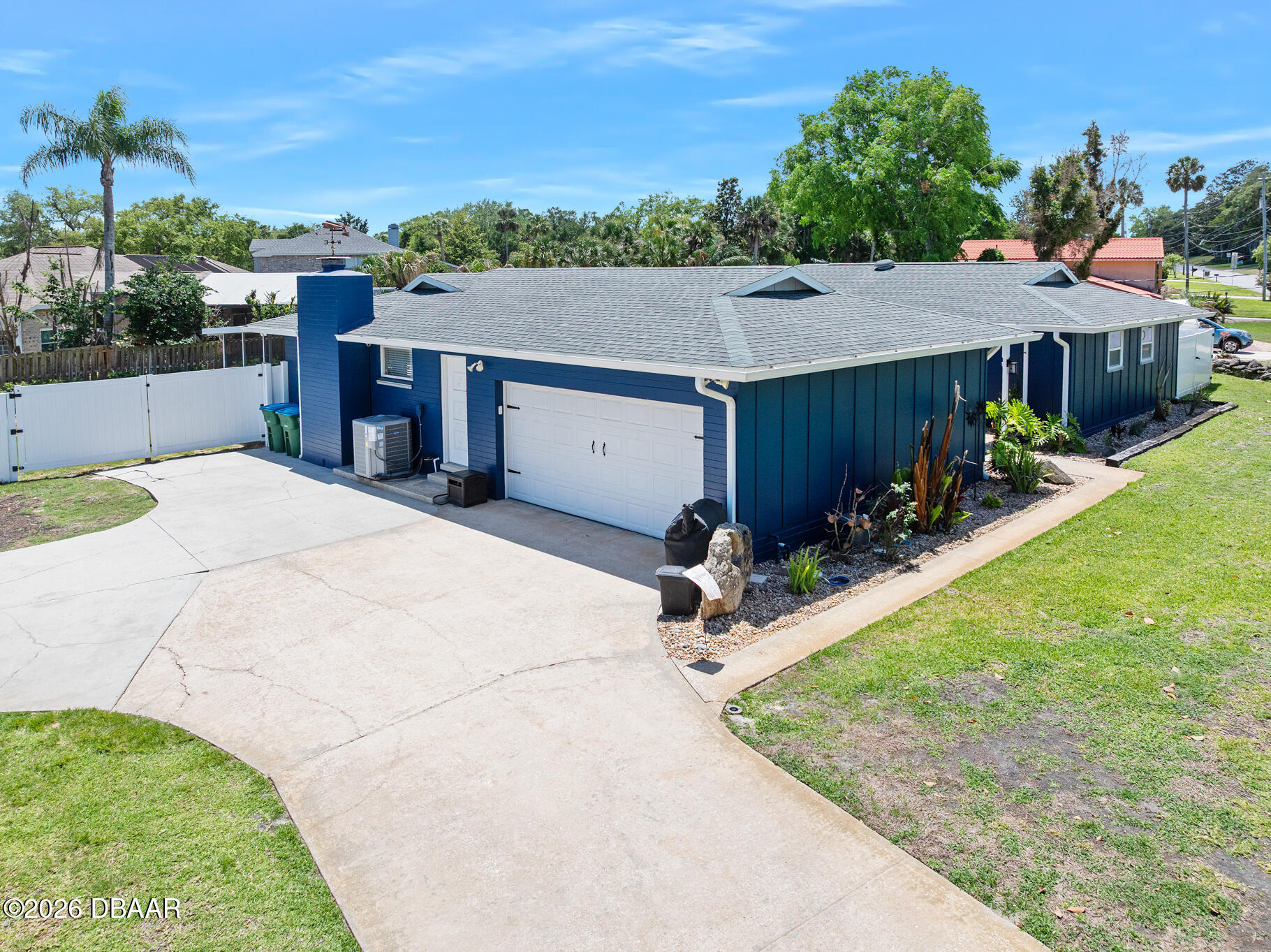 18 Tomoka Oaks Boulevard