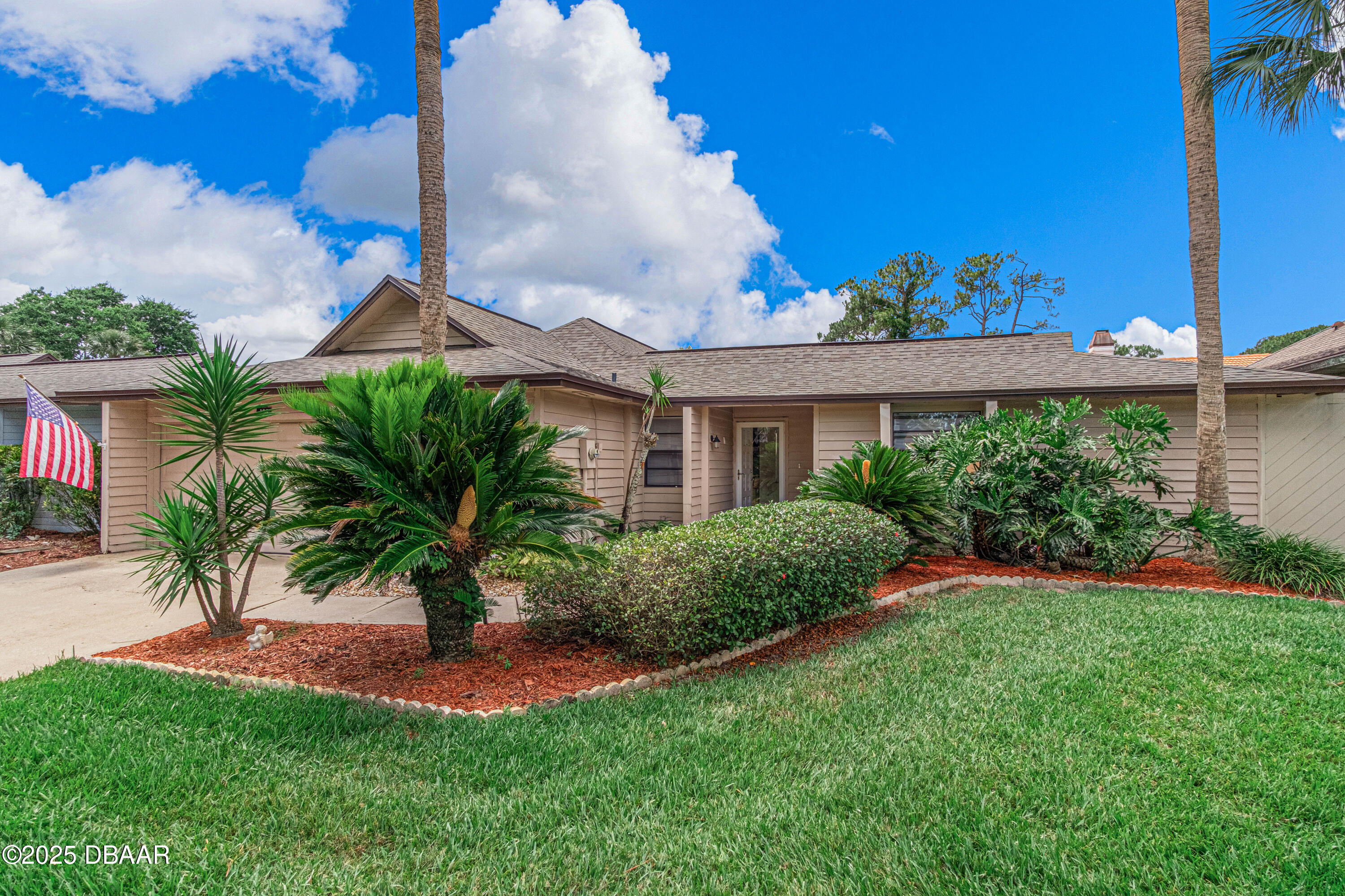 129 Sand Fiddler Court